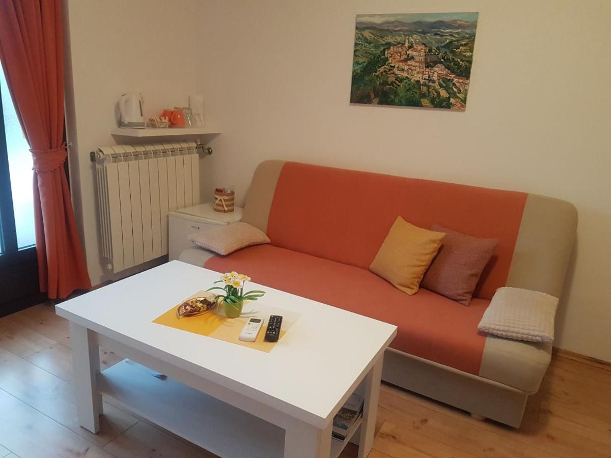 Soba Gracijela Hotel Motovun Kültér fotó